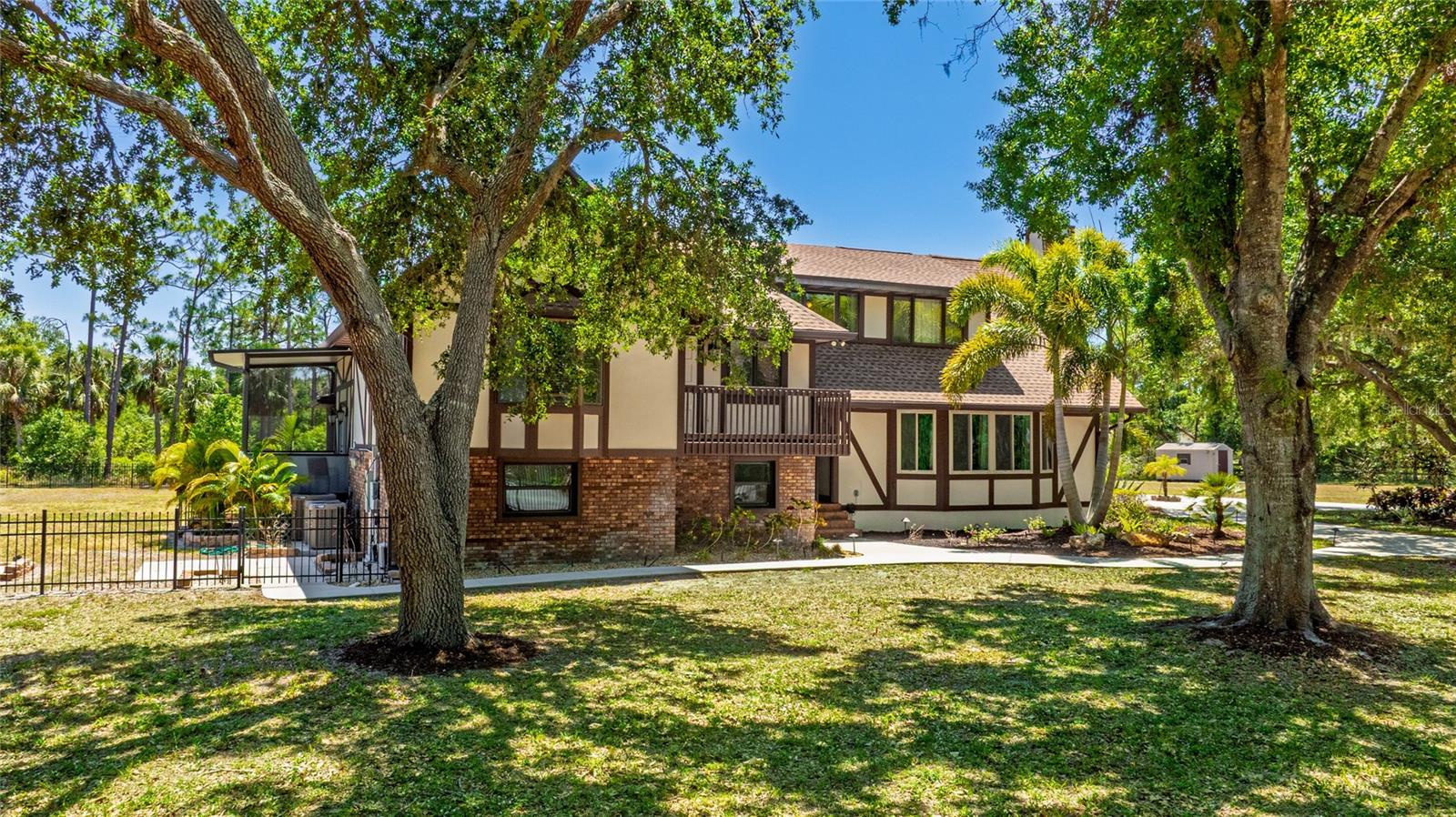 222 HIGH POINT DRIVE