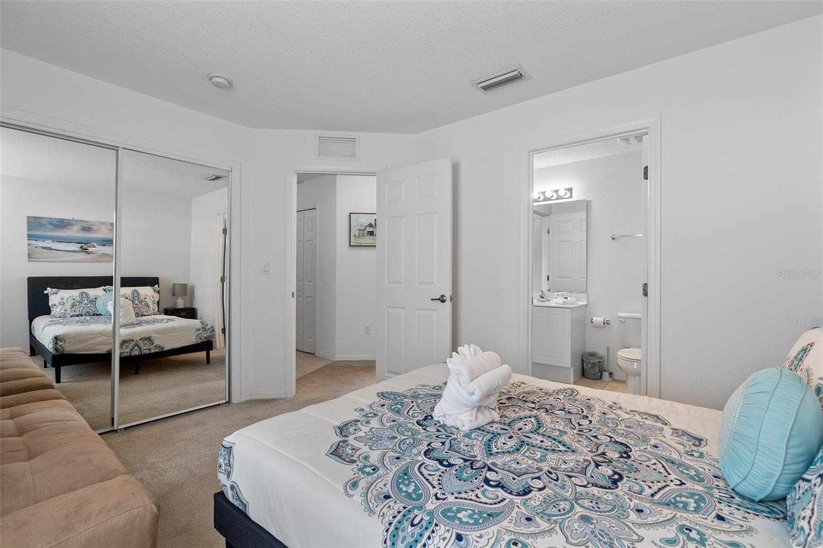 2896 CLUB CORTILE CIRCLE