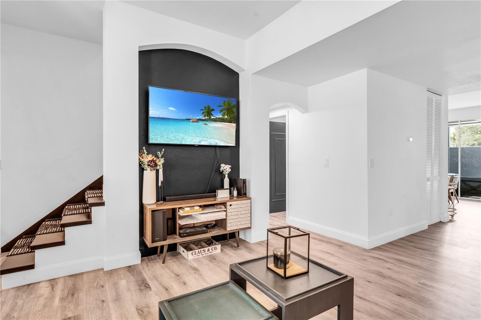 NATIONSBANK NA - Residential