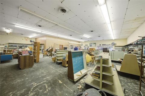 Tiny photo for 120 N Main Street, Bushnell, FL 33513 (MLS # OM720804)