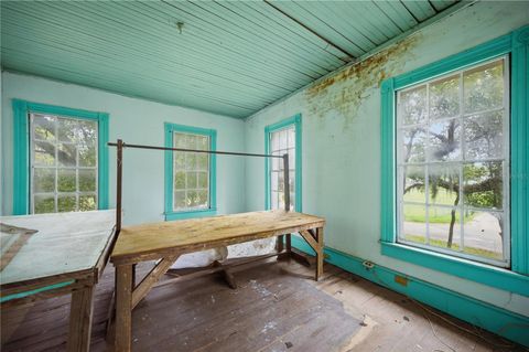 Tiny photo for 120 N Main Street, Bushnell, FL 33513 (MLS # OM720804)