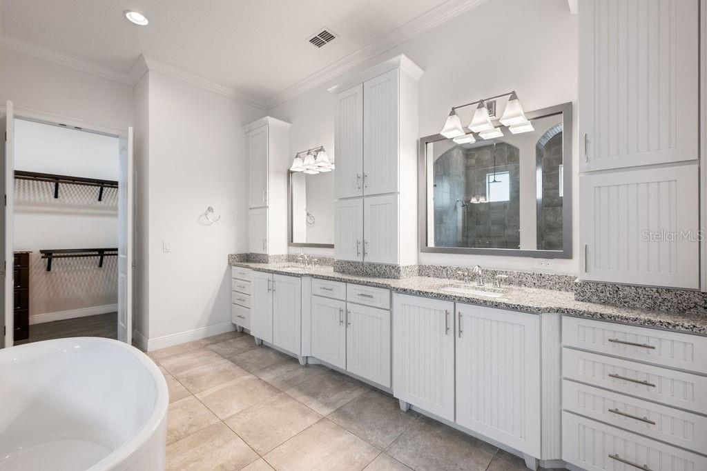 CANOPY OAKS PH 1 - Residential