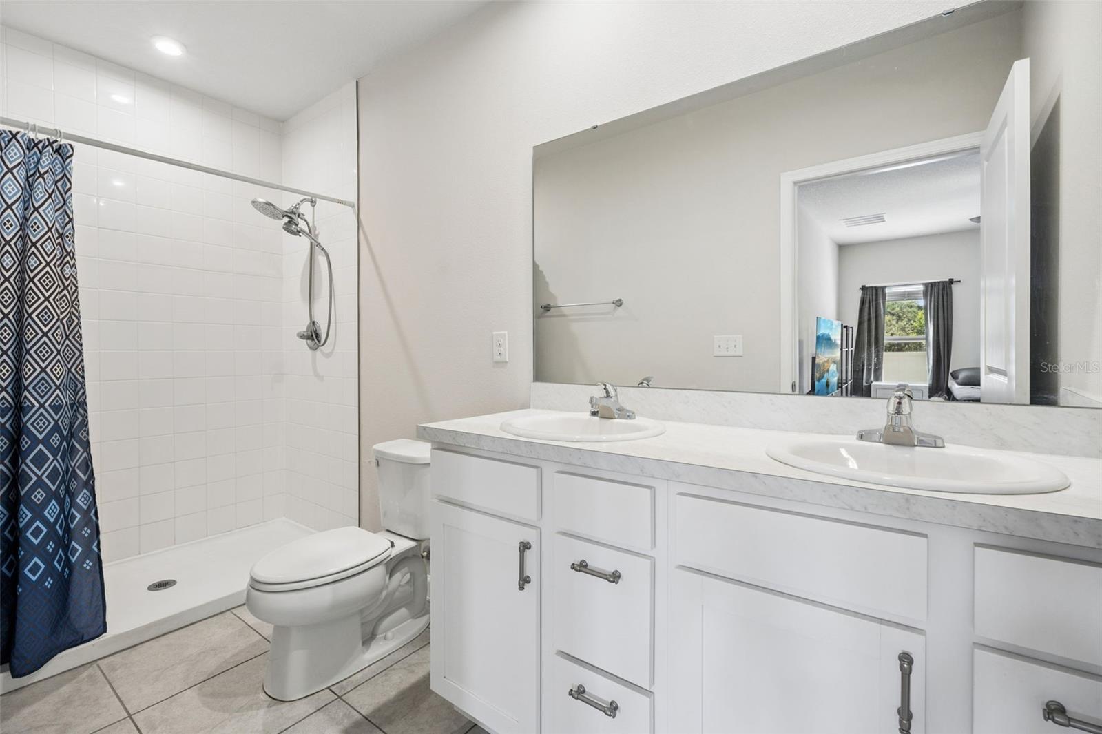 SOUTHERN XING - Residential