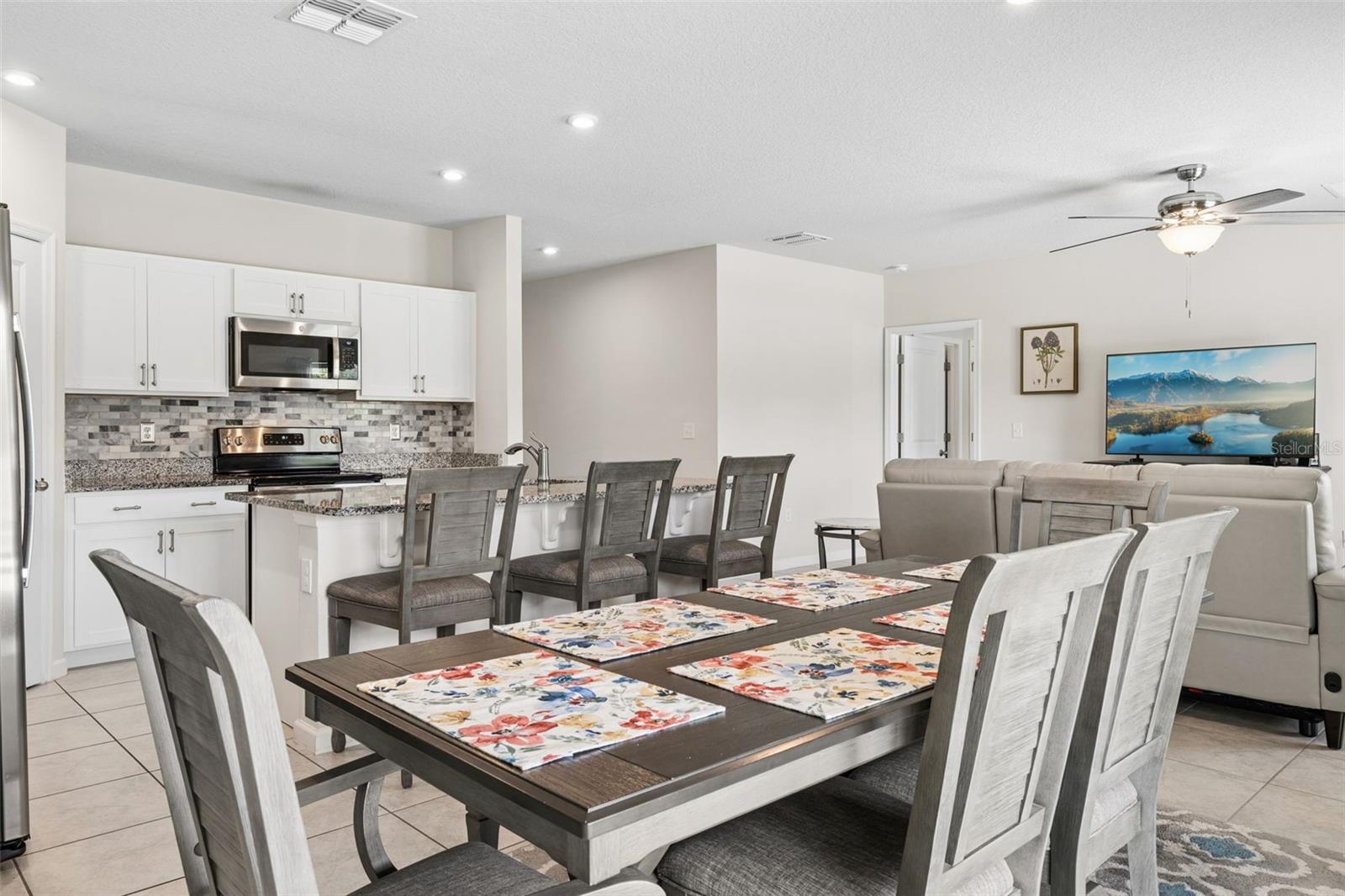 SOUTHERN XING - Residential