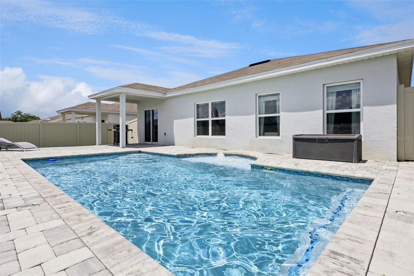 SOUTHERN XING - Residential
