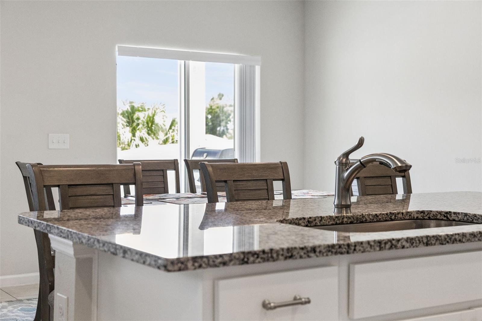SOUTHERN XING - Residential