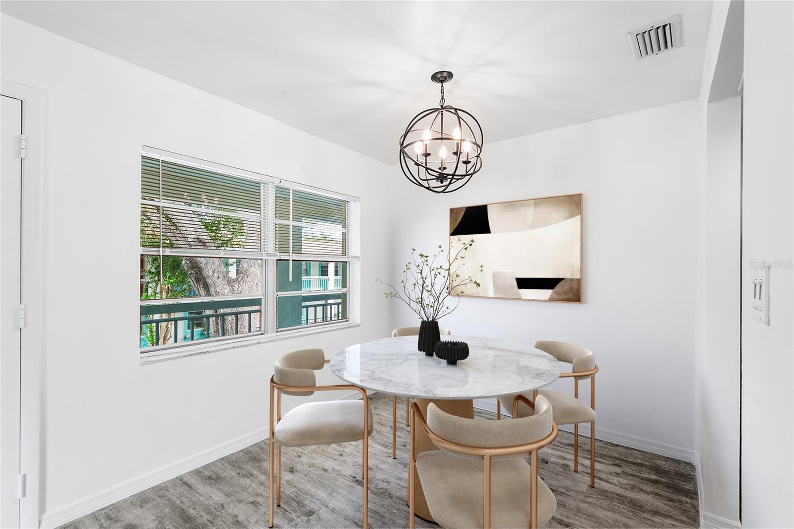 VILLA ROBLE APARTMENTS - Residential Lease