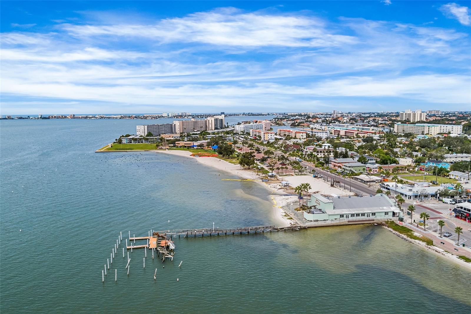 VILLA ROBLE APARTMENTS - Residential Lease