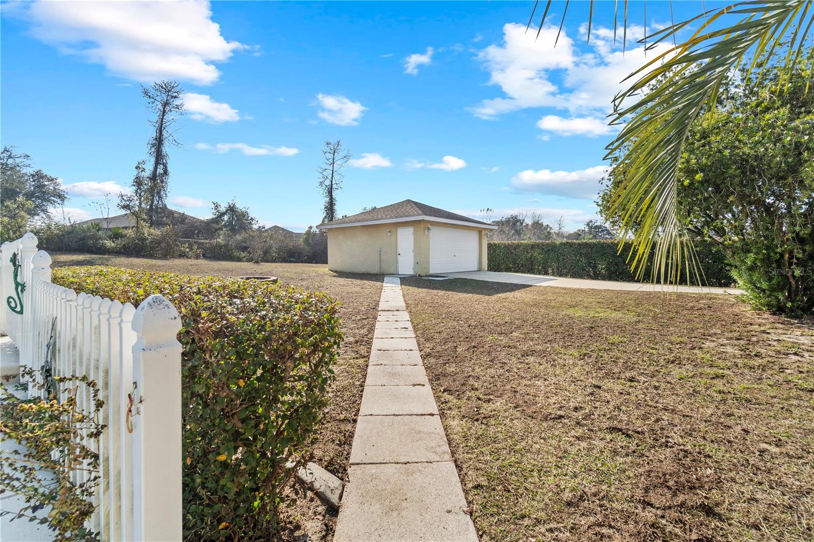 OCALA WATERWAY ESTATE - Residential