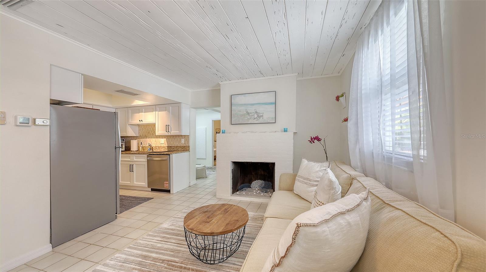 ADMIRAL BENBOW CLUB SUB THE - Residential Lease