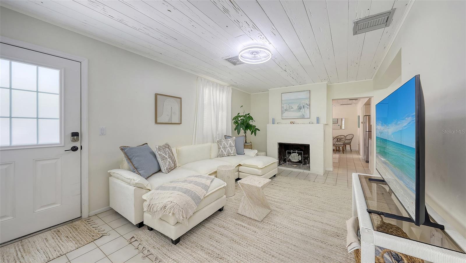 ADMIRAL BENBOW CLUB SUB THE - Residential Lease