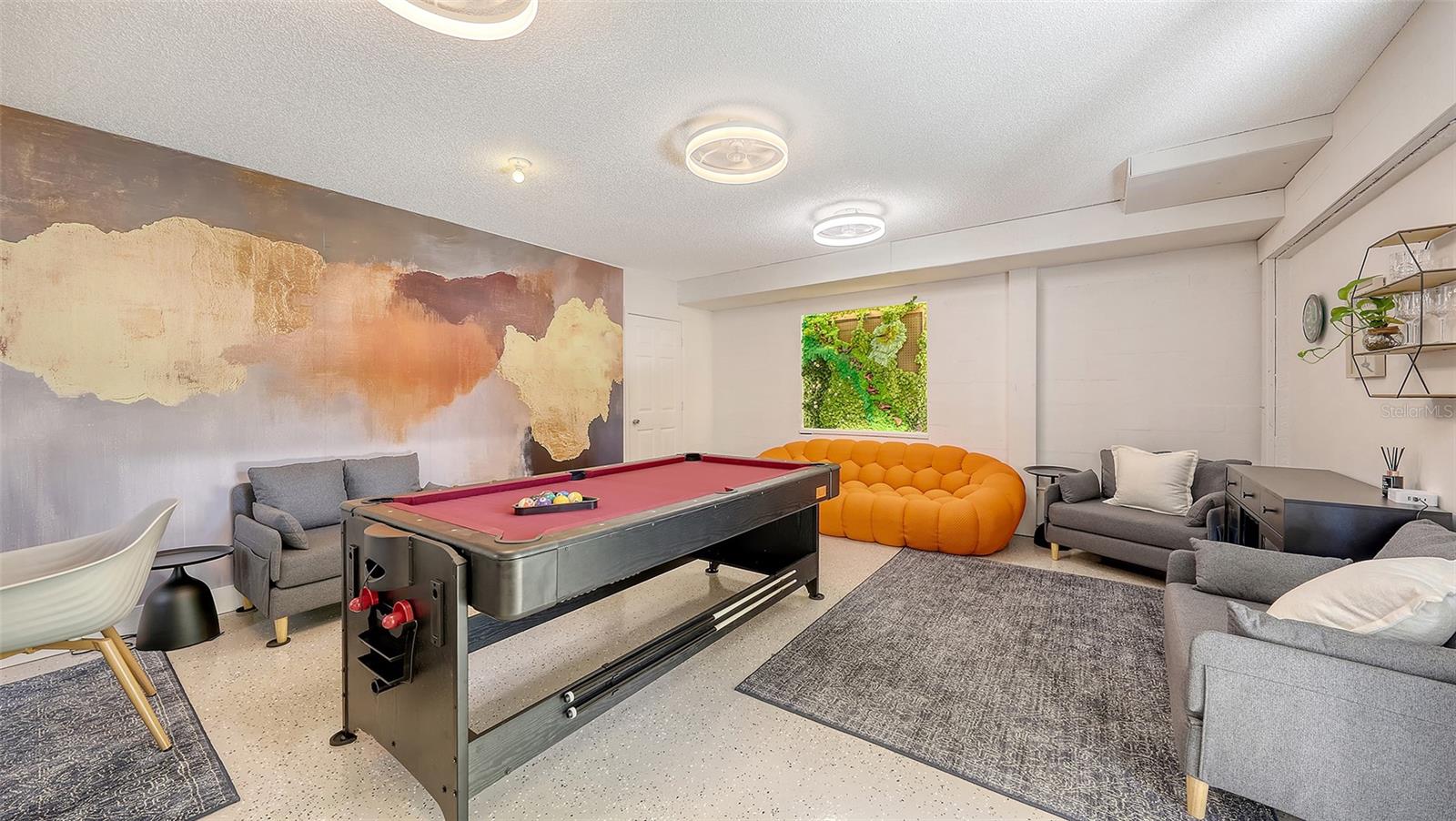 ADMIRAL BENBOW CLUB SUB THE - Residential Lease