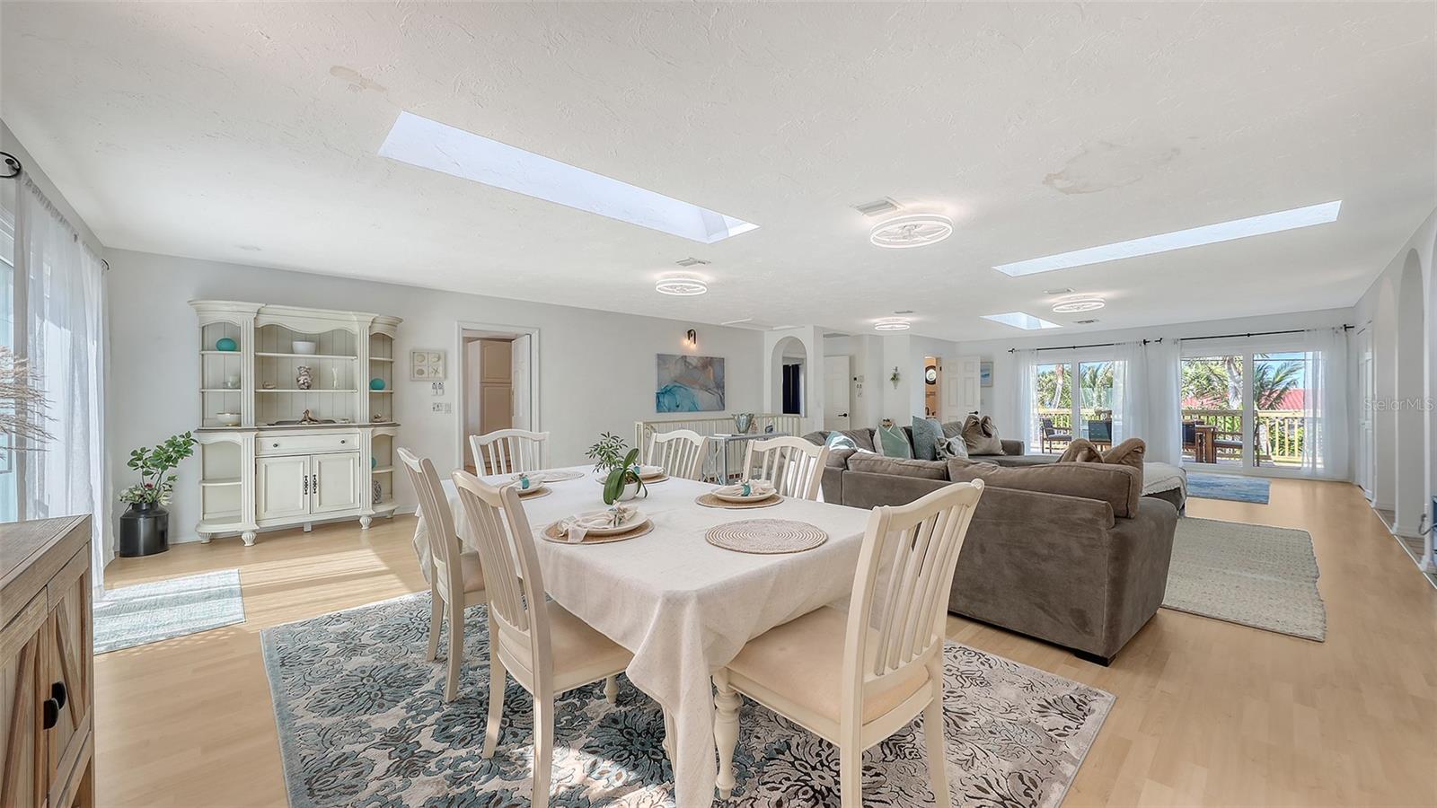 ADMIRAL BENBOW CLUB SUB THE - Residential Lease