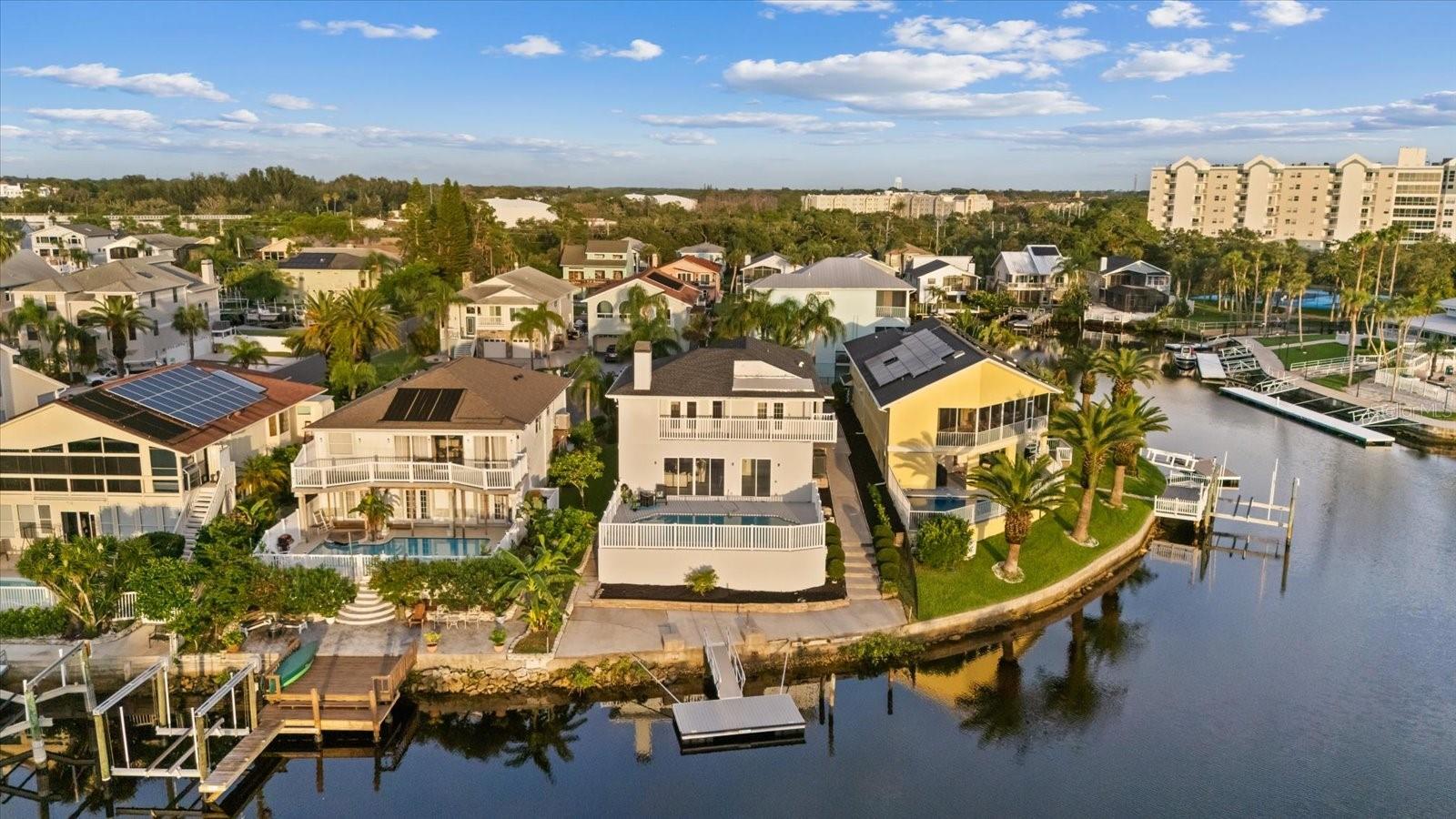 6121 BAYSIDE DRIVE