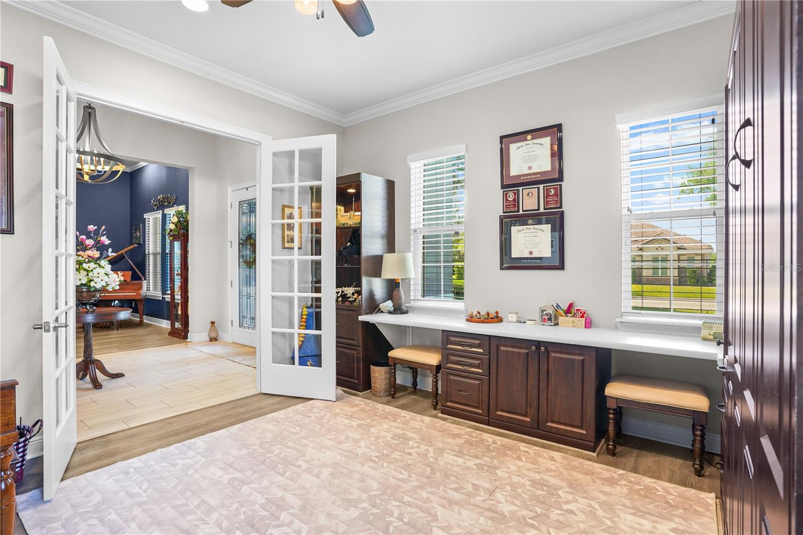 HEATHROW COUNTRY ESTATE - Residential