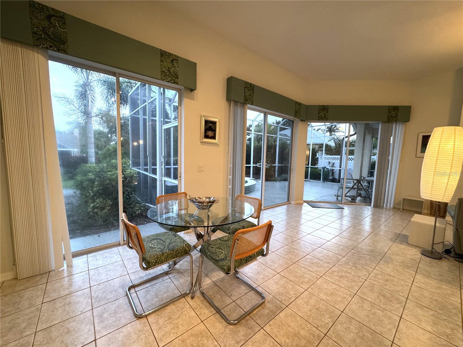 LAUREL OAK PARK - Residential