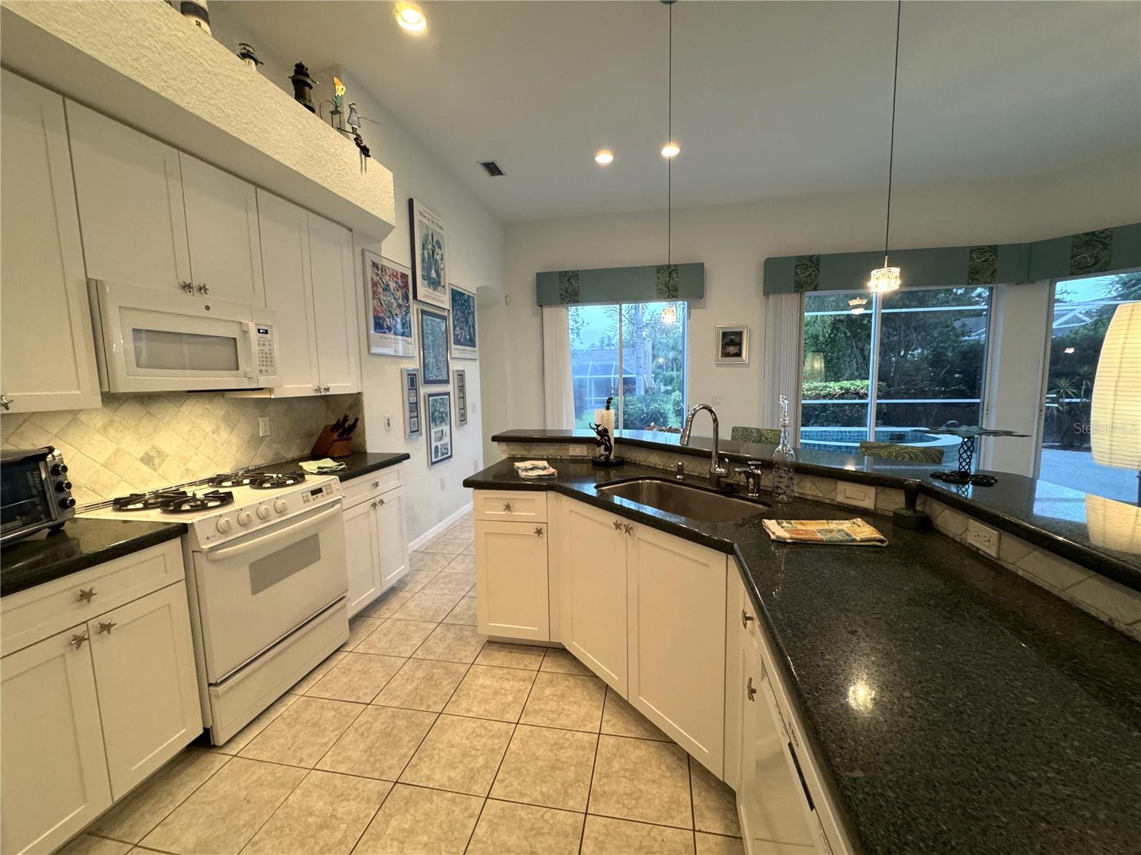 LAUREL OAK PARK - Residential