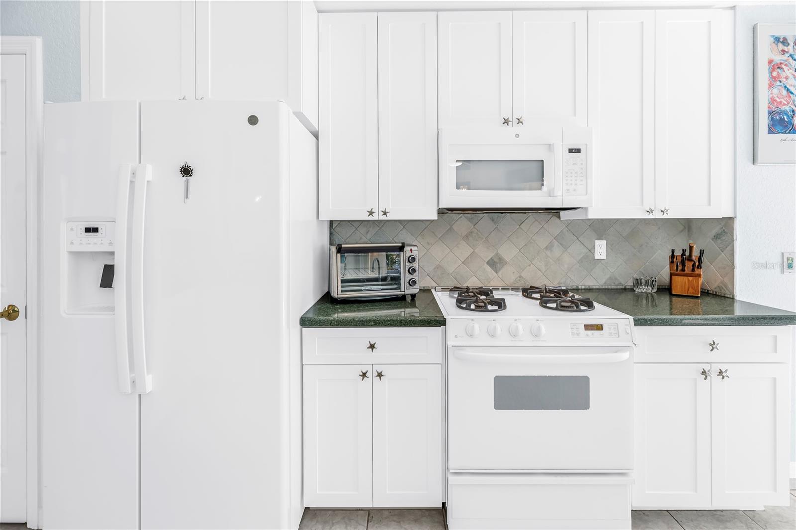 LAUREL OAK PARK - Residential