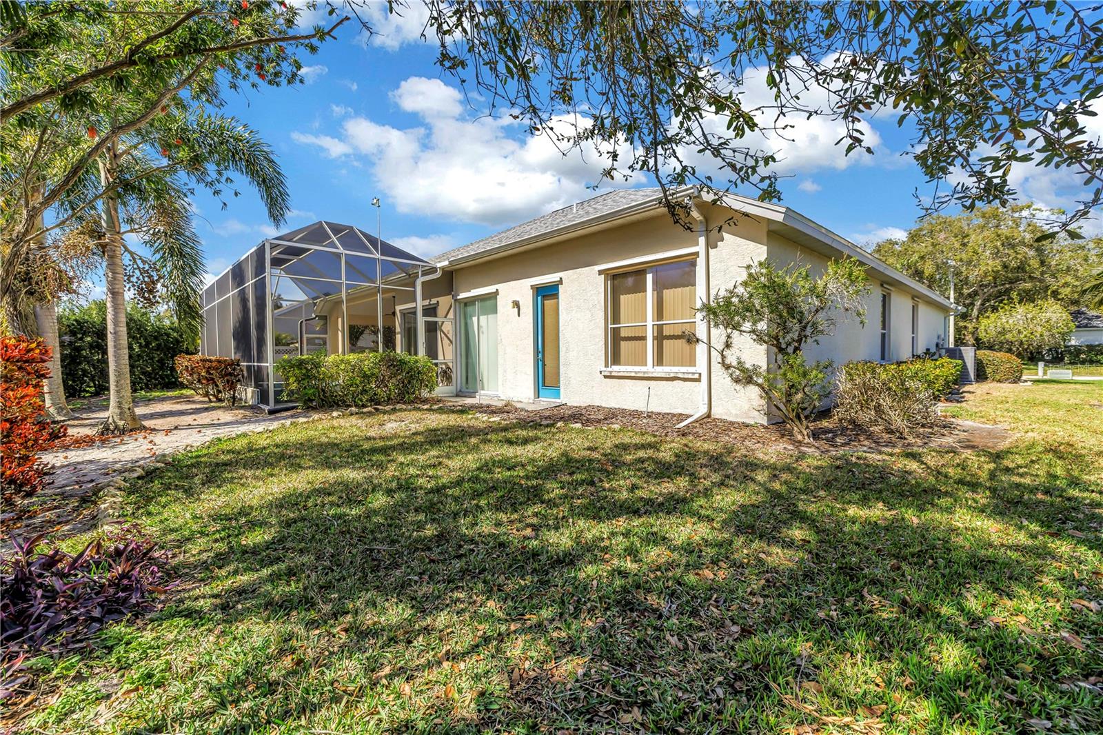 LAUREL OAK PARK - Residential