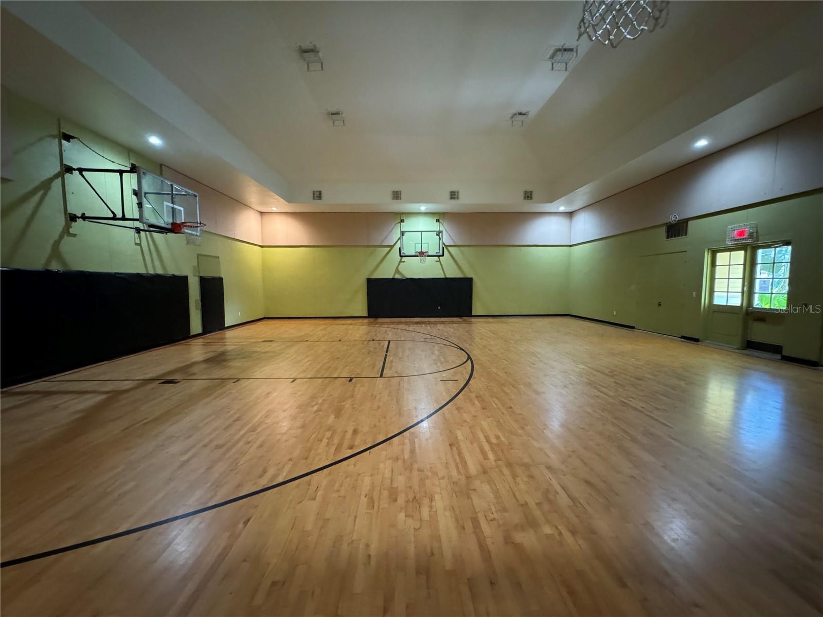 GRAND KEY A CONDOMINIUM - Residential Lease