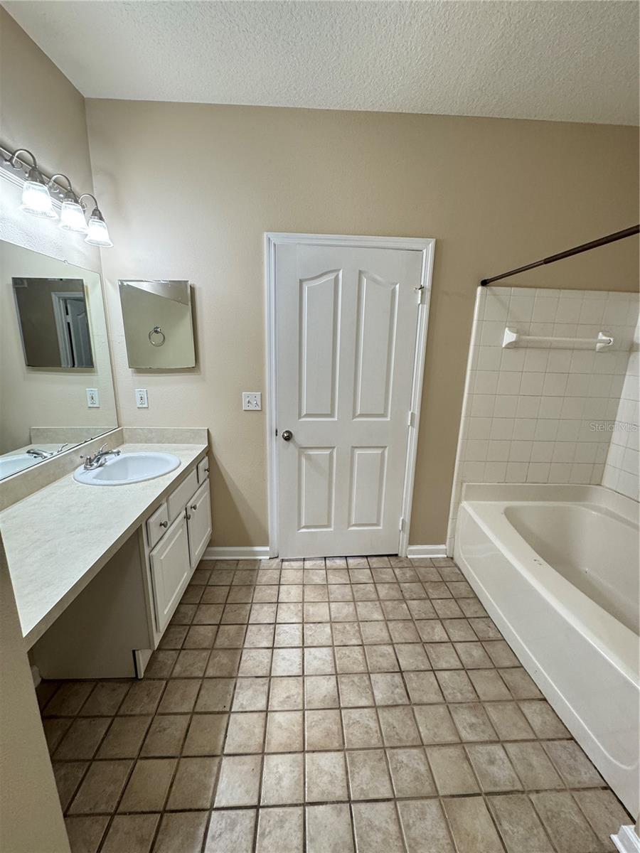 GRAND KEY A CONDOMINIUM - Residential Lease