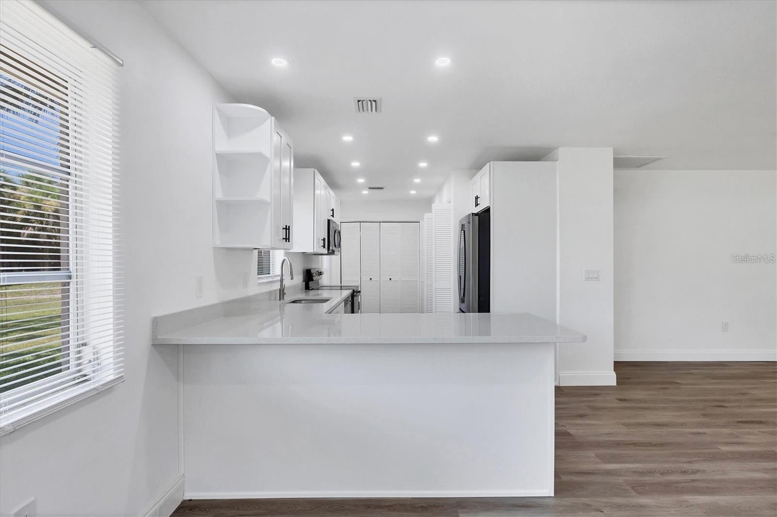 321 DANTE DRIVE 321