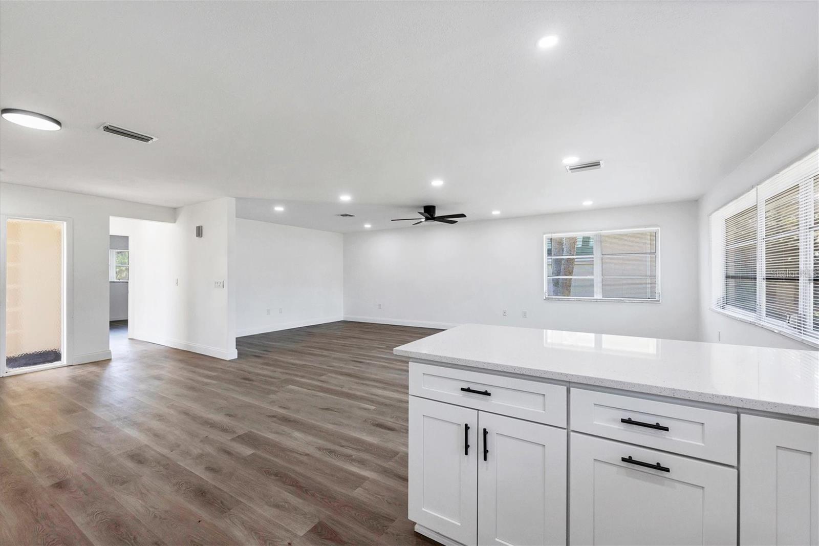 321 DANTE DRIVE 321