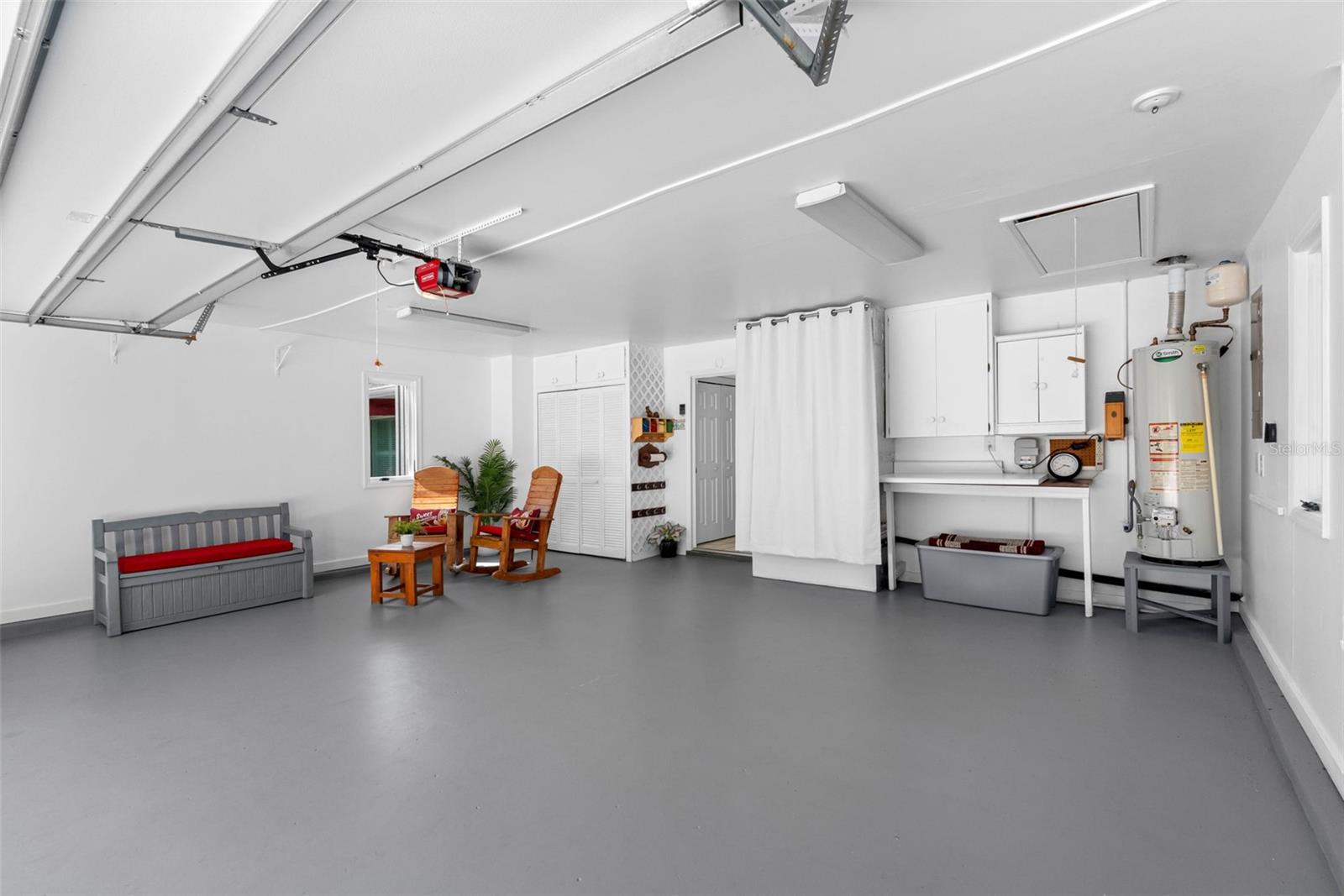 AUTUMN WOODS-UNIT II - Residential