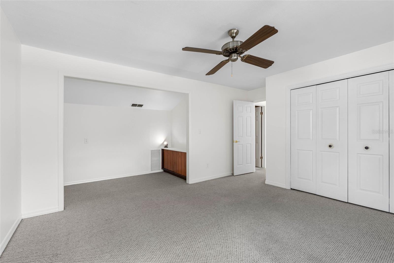 AUTUMN WOODS-UNIT II - Residential