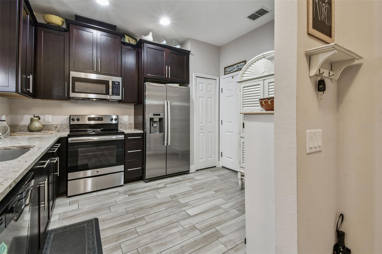 LONG LAKE RANCH-VLG 8 - Residential