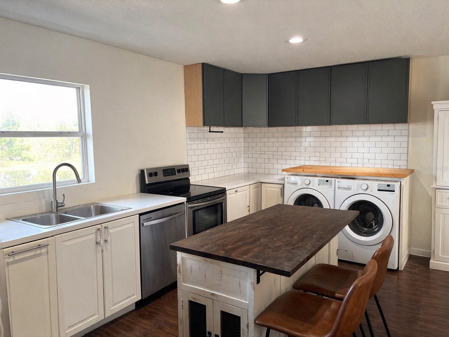 417 LITTLE SPRING HILL DR