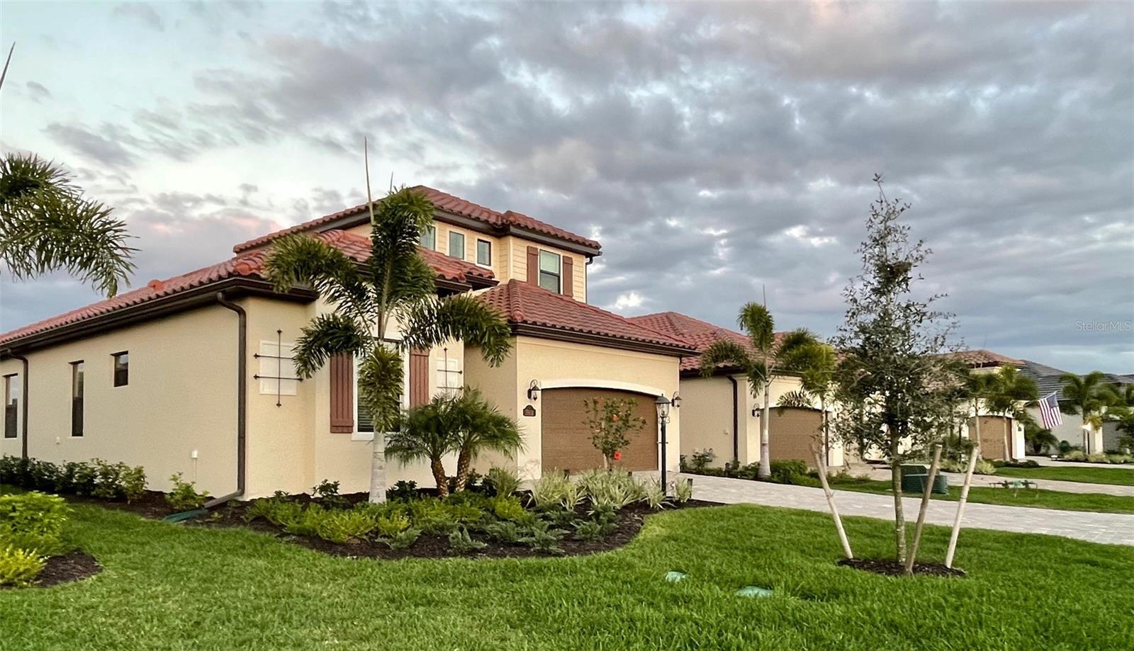 LAKEWOOD NATIONAL GOLF CULB PH II - Residential Lease