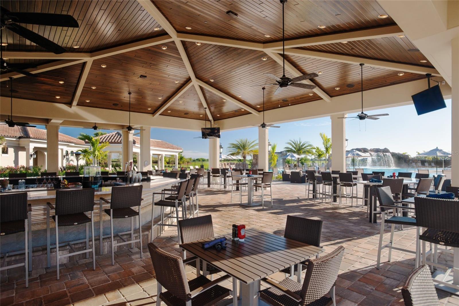 LAKEWOOD NATIONAL GOLF CULB PH II - Residential Lease