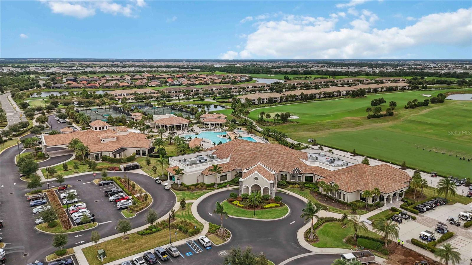 LAKEWOOD NATIONAL GOLF CULB PH II - Residential Lease