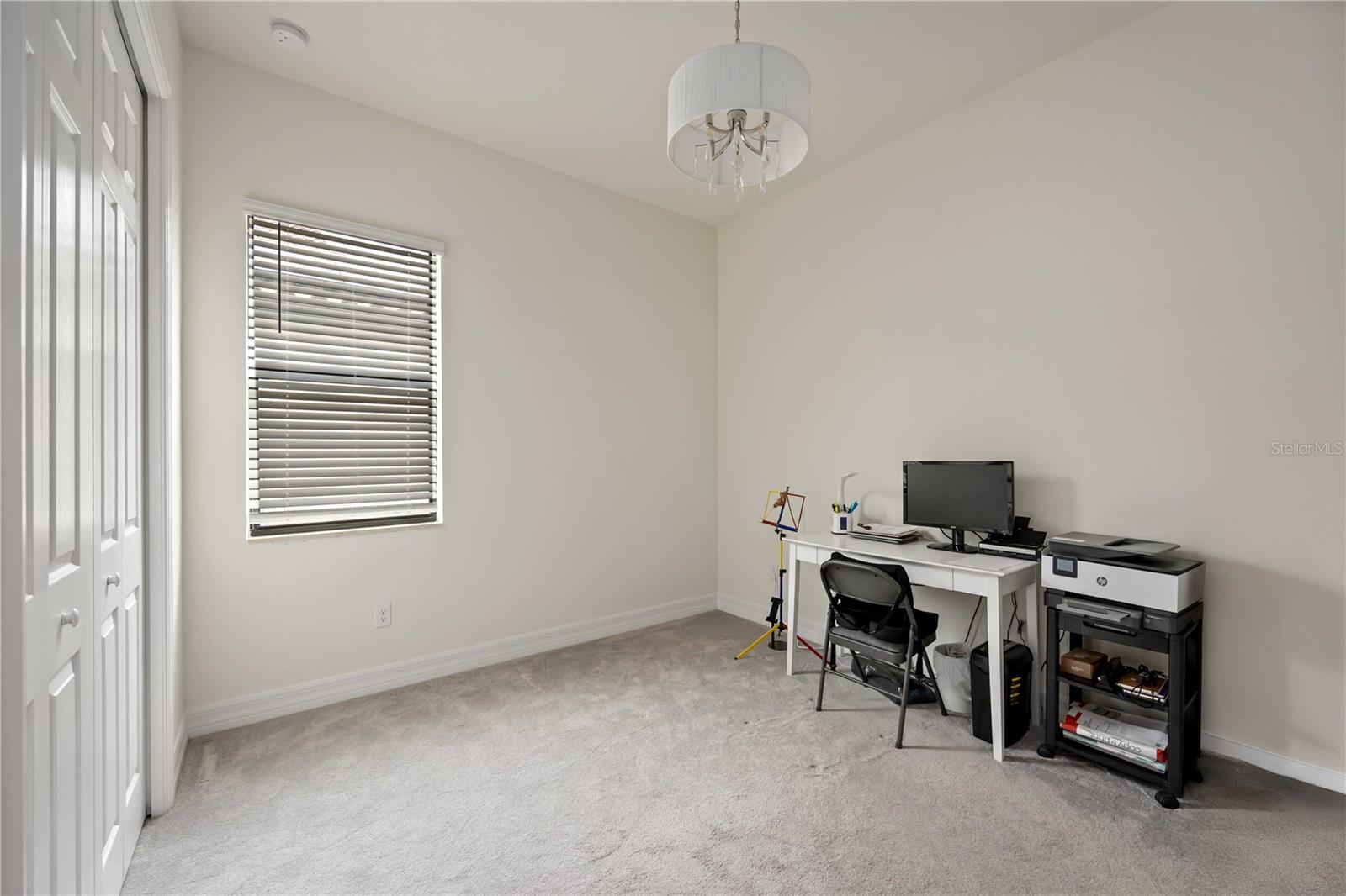 LAKEWOOD NATIONAL GOLF CULB PH II - Residential Lease