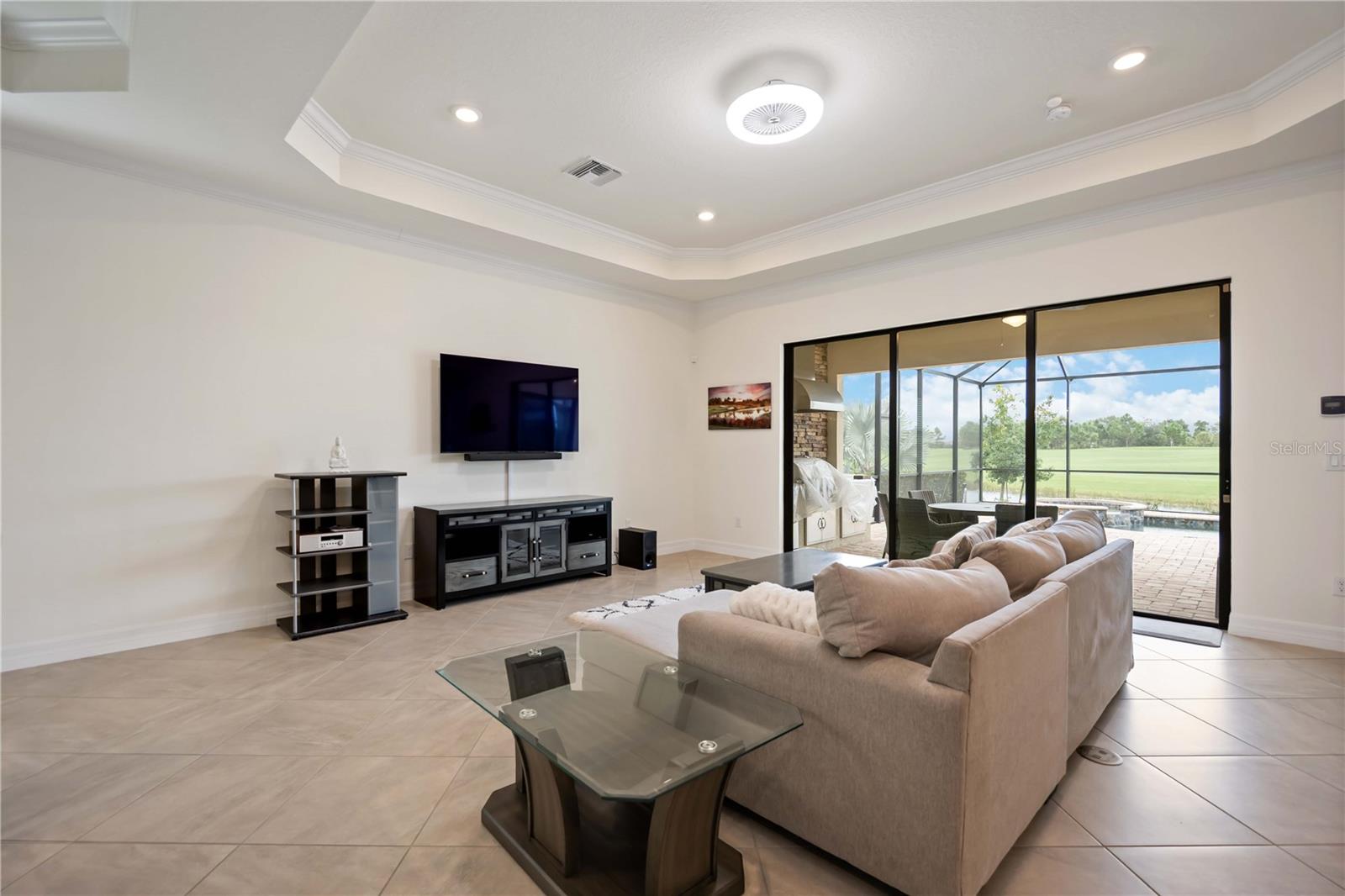 LAKEWOOD NATIONAL GOLF CULB PH II - Residential Lease