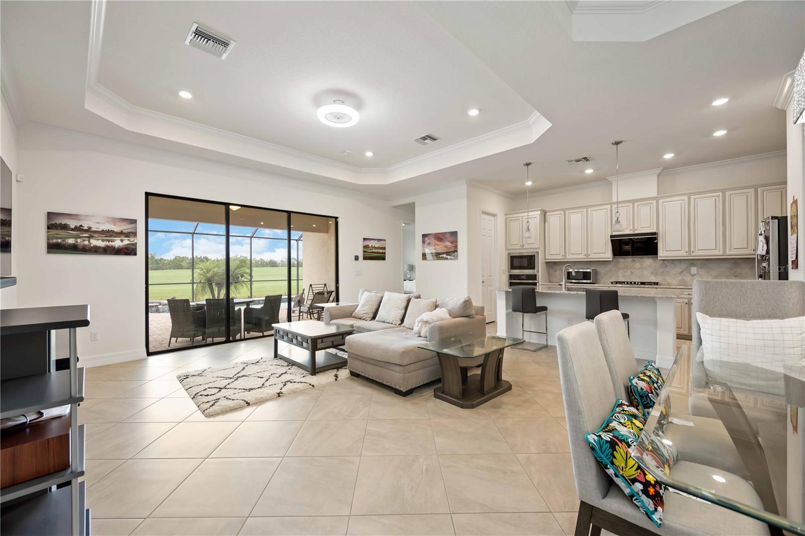 LAKEWOOD NATIONAL GOLF CULB PH II - Residential Lease