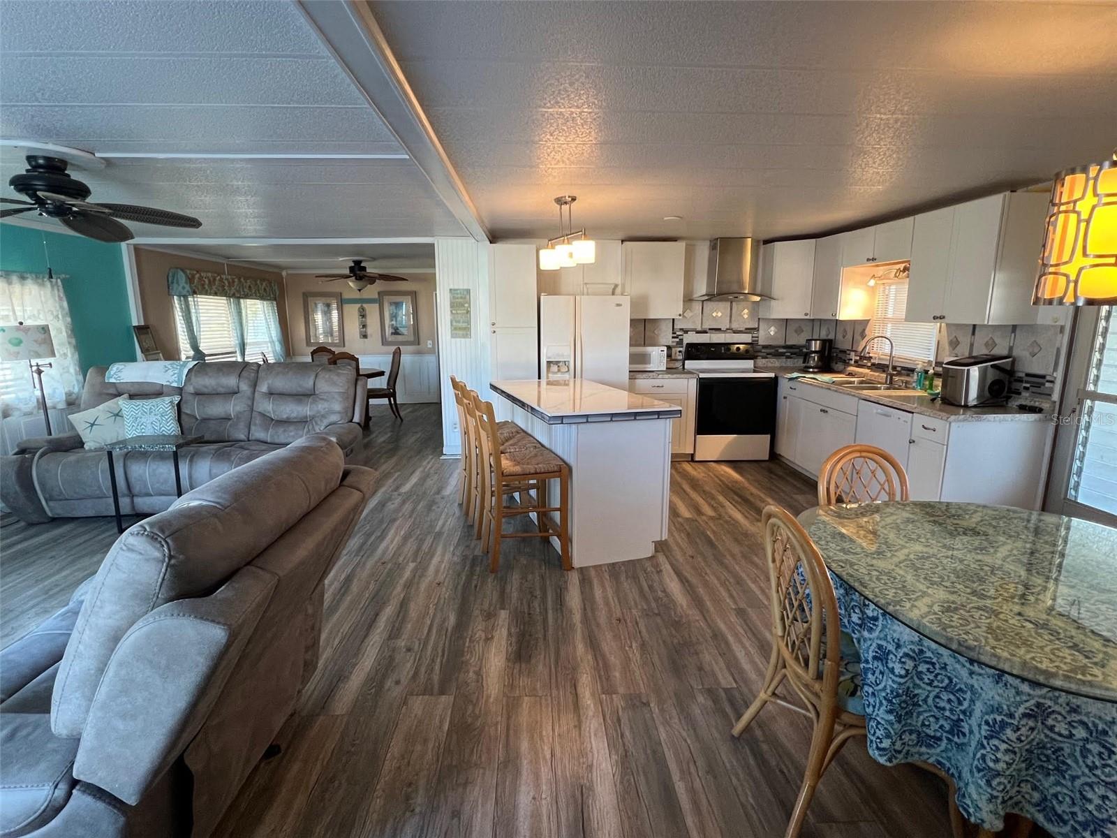 DORAL RO ASSOCIATION INC UNREC - Residential