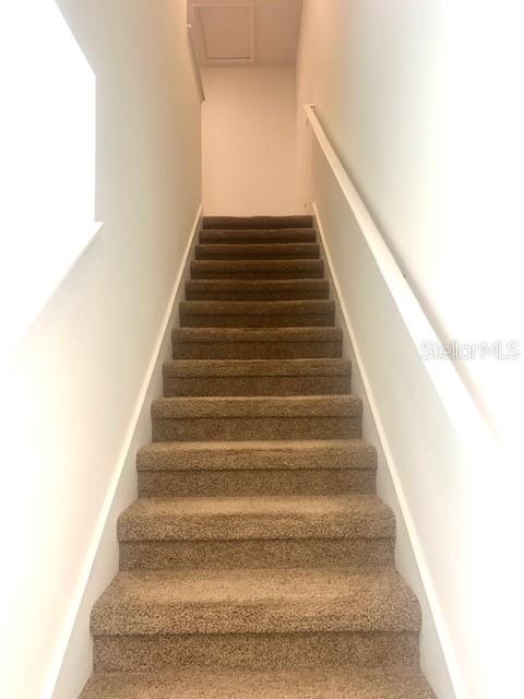 PROMENADE EAST - Residential Lease