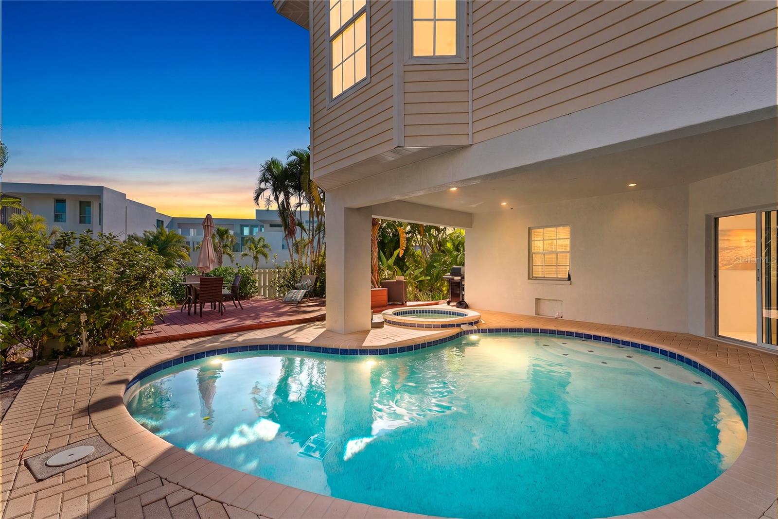 3020 GULF OF MEXICO DRIVE 2