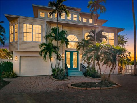 3020 GULF OF MEXICO DRIVE 2 LONGBOAT KEY FL 34228