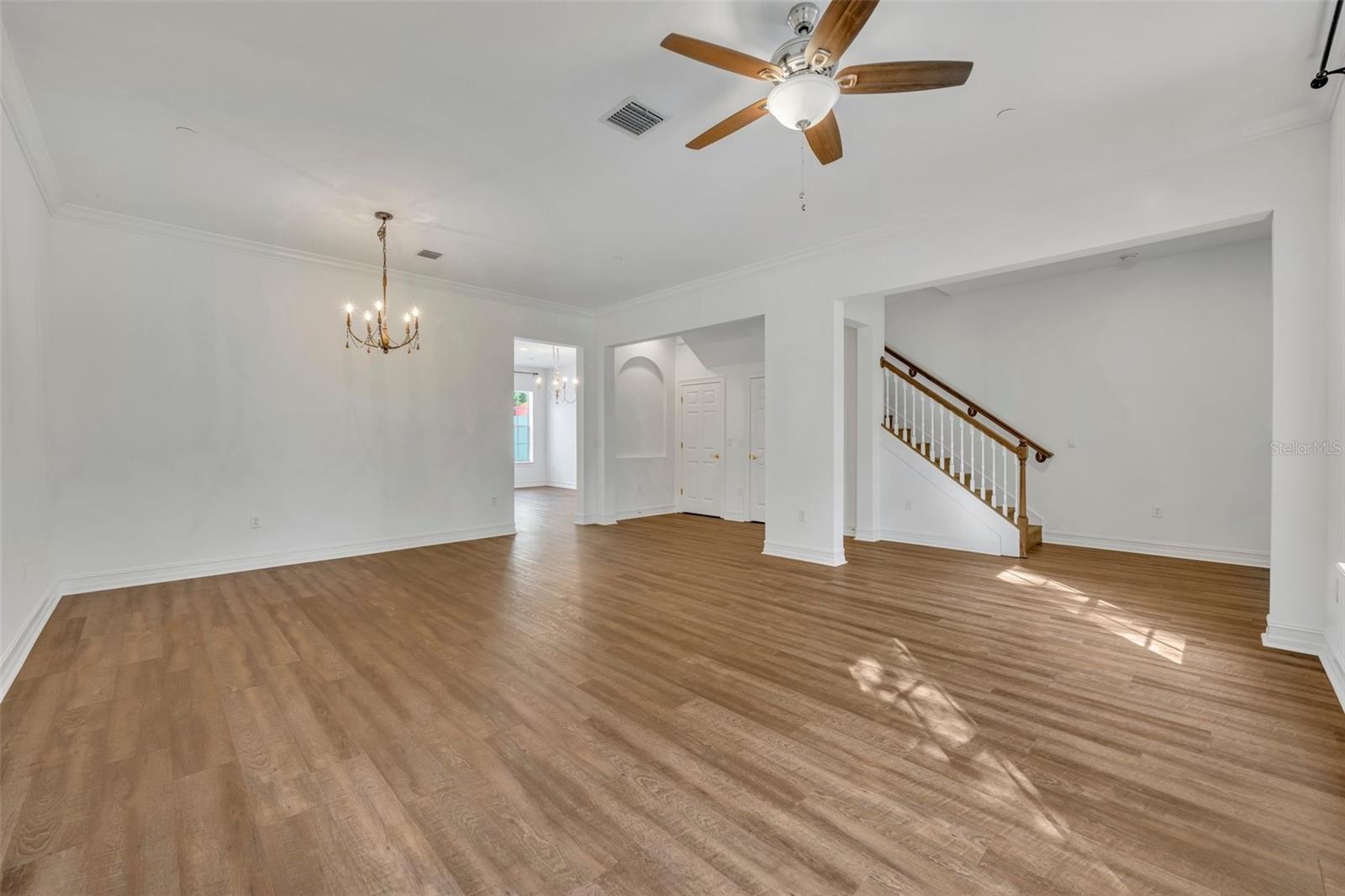 COUNTERPOINT ESTATES 14 - Residential Lease