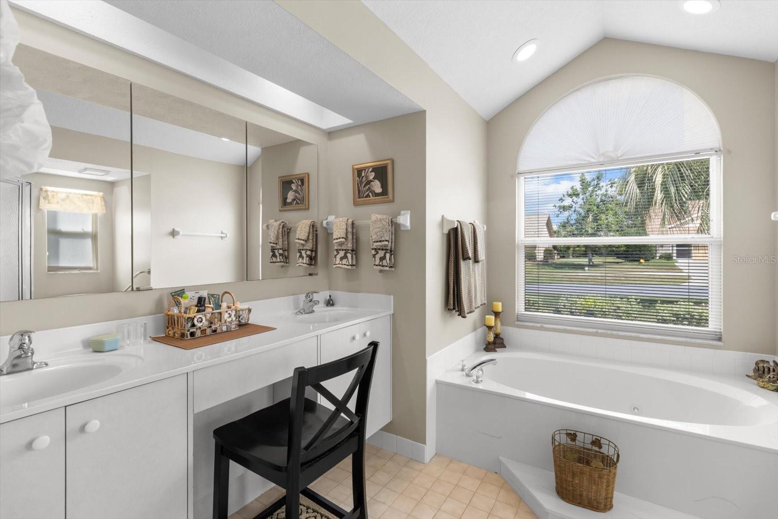 OAK RIDGE - Residential