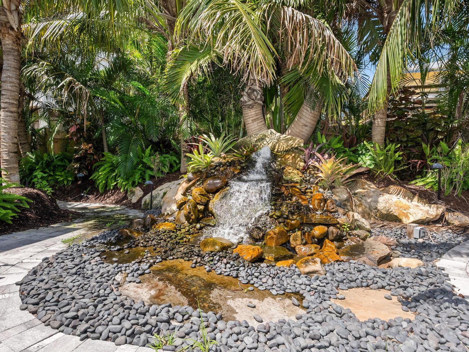 SARASOTA BEACH - Residential Income