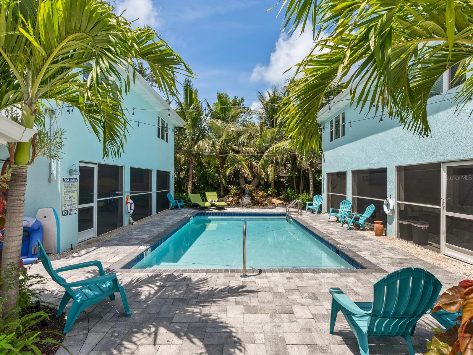 SARASOTA BEACH - Residential Income