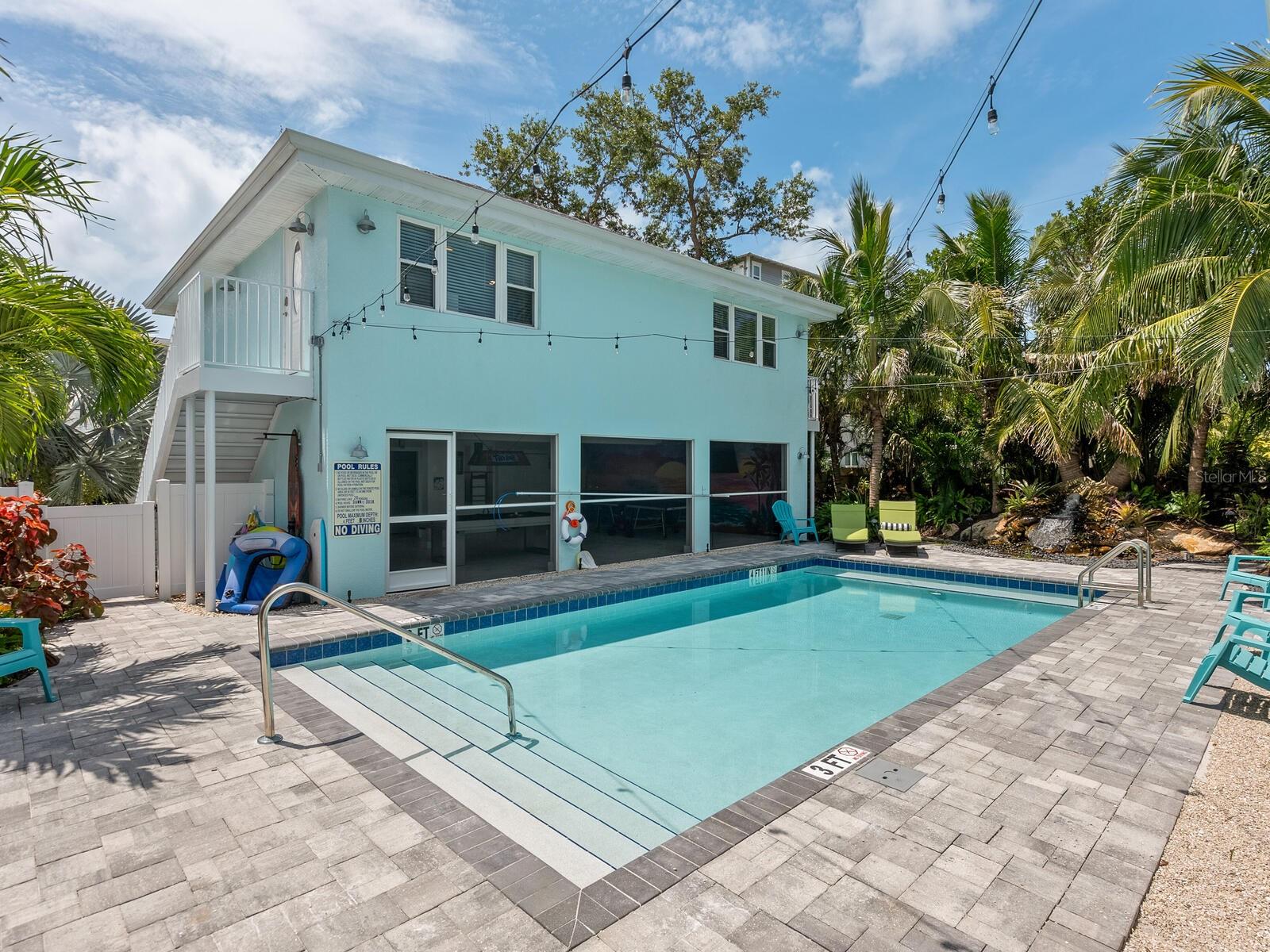 SARASOTA BEACH - Residential Income