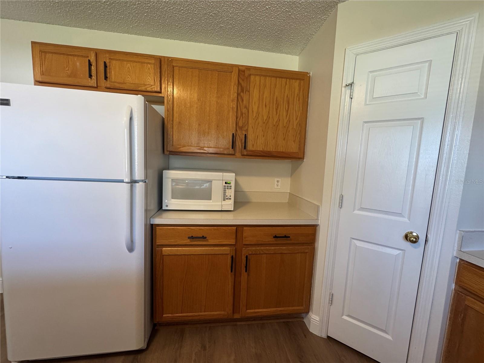 WETHERBEE LAKE - Residential Lease