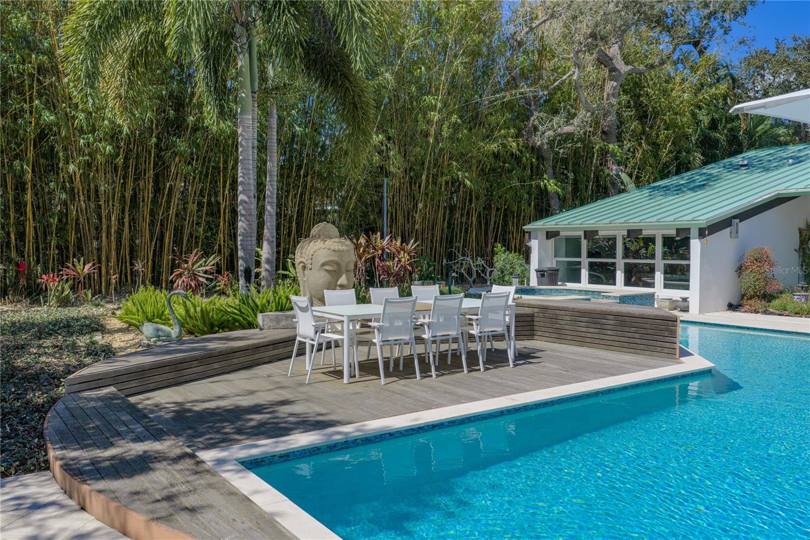 MONTICELLO PARK - Residential