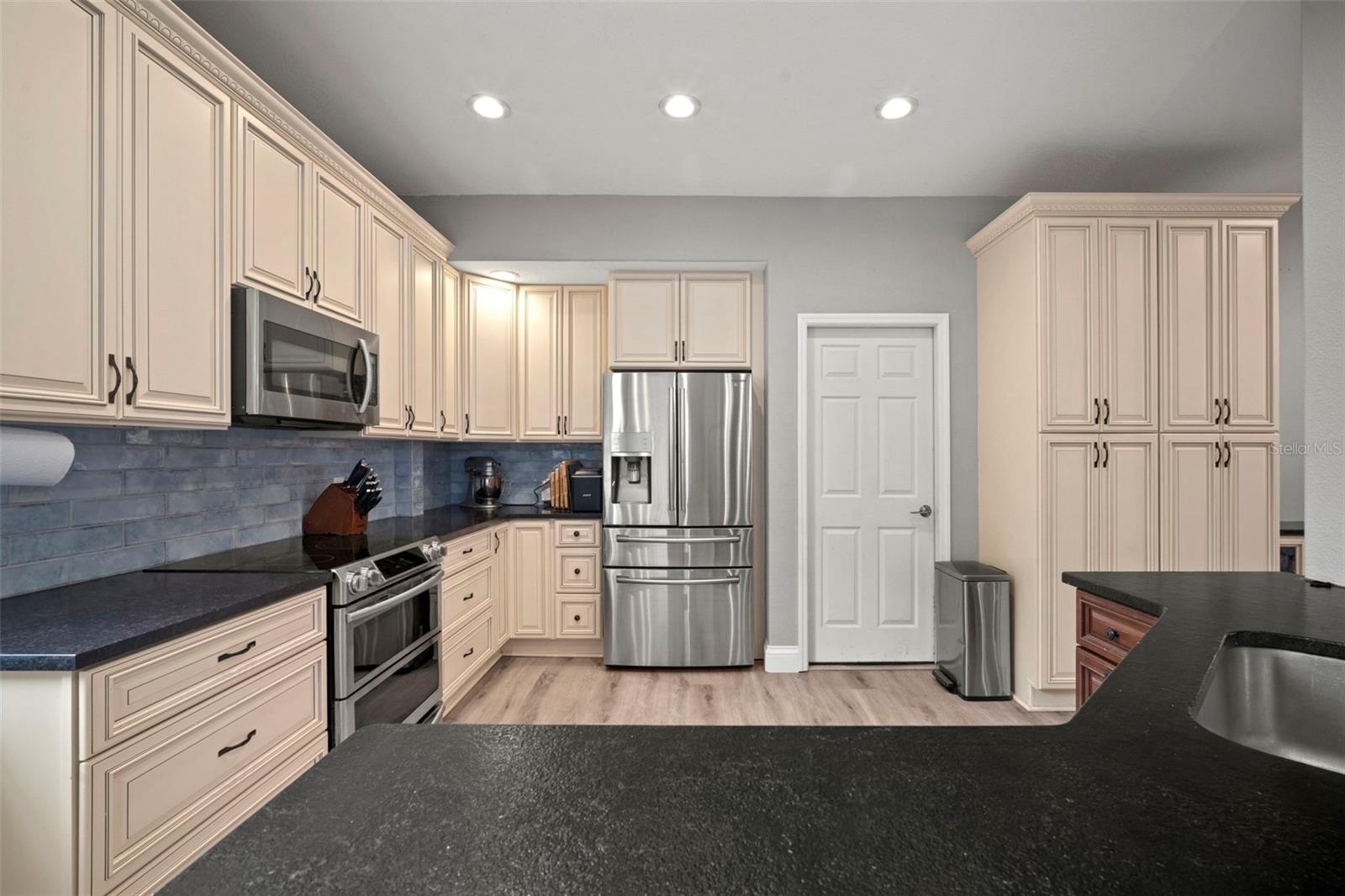 21347 MORNING MIST WAY