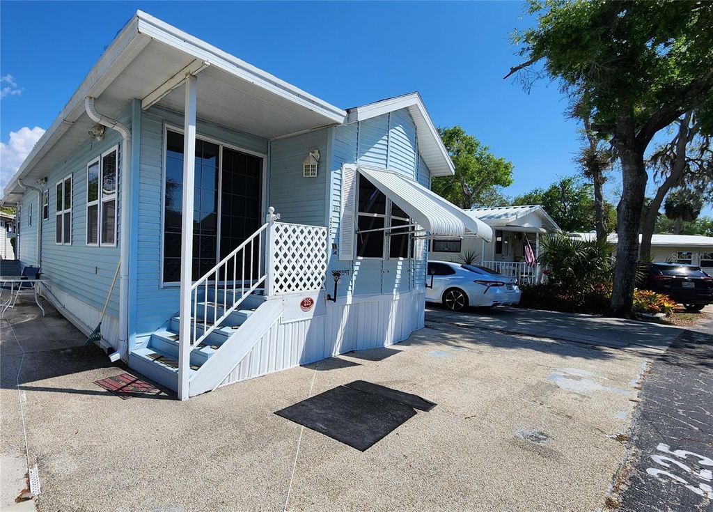 Photo of 3300 26th Avenue E #225, Bradenton, FL 34208 (MLS # A4687741)